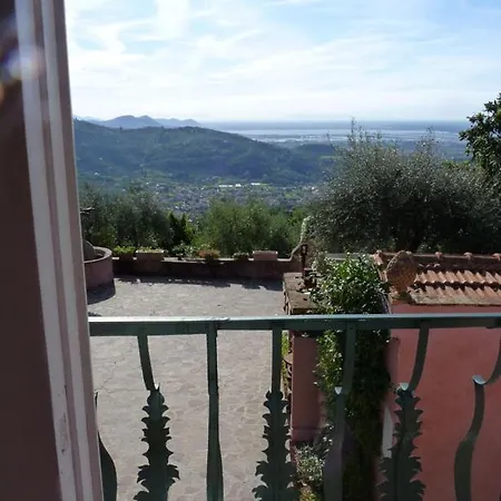 Holiday home Le Donne Di Bargecchia